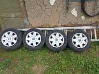 Vând roti complete Skoda fabia 175/65/14 !