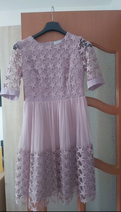 Vand rochie în stare foarte bună