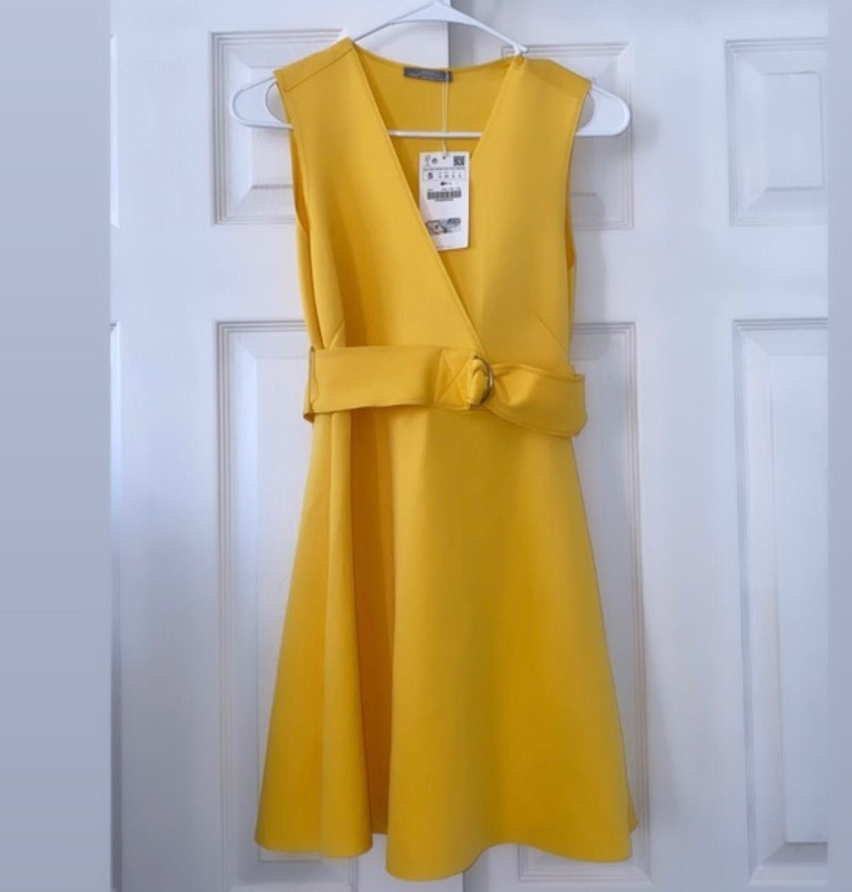 Продавам дамска рокля Zara