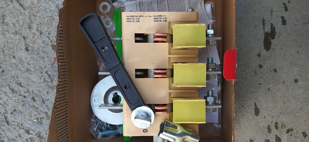 Рубильник ВР-32 400А