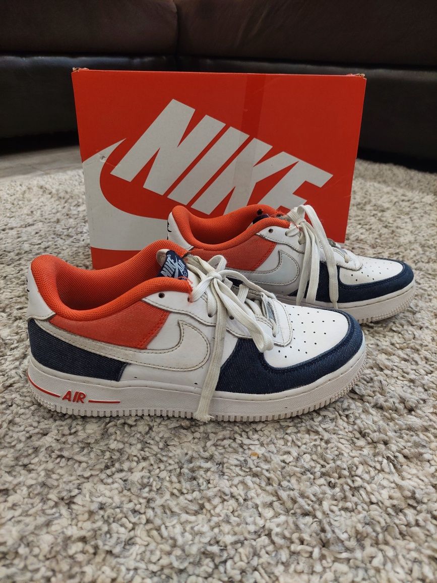 Nike AIR FORCE 1 кецове