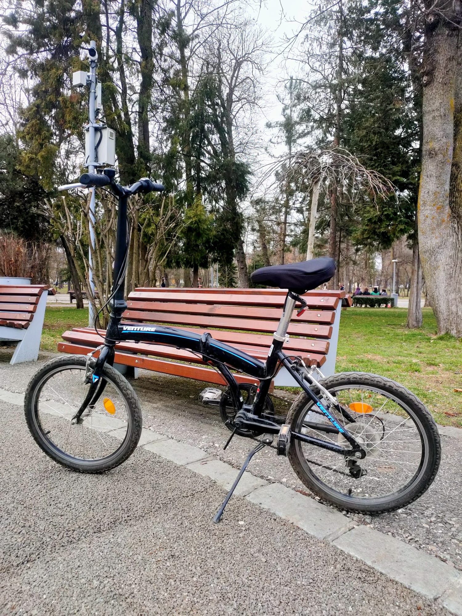 Vând bicicleta pliabila Venture 900, 20 inch. adulti