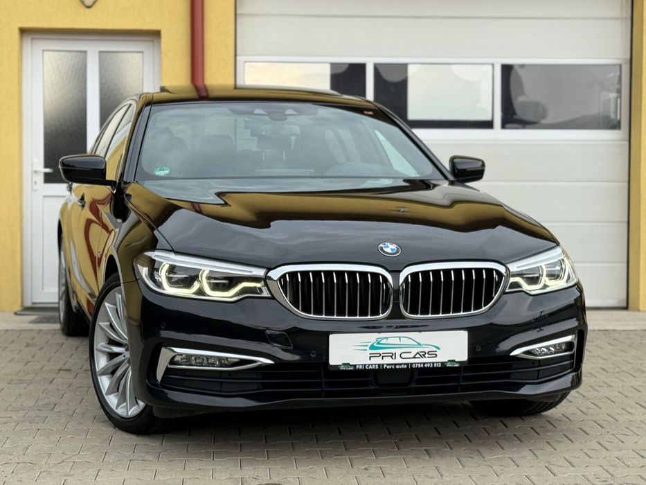BMW Seria 5 2.0d / xDrive / Luxury / Bord digital / Trapa / Distronic