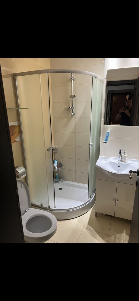 Inchiriez apartament 3 camere , Timisoara ,zona Dambovita