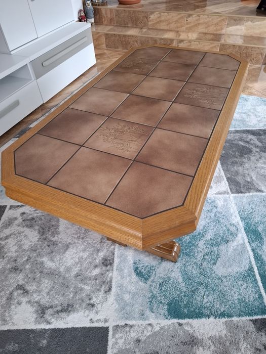 Vând masa din stejar