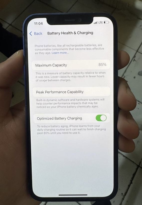 Iphone 12  86%  64 Gb