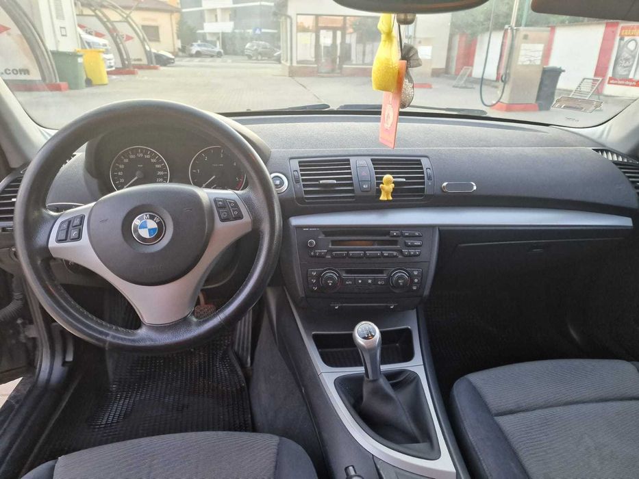 Vând BMW seria 1