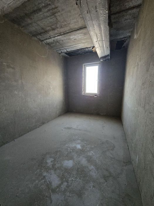 3 хонали уй сотилади лифтлик домдан