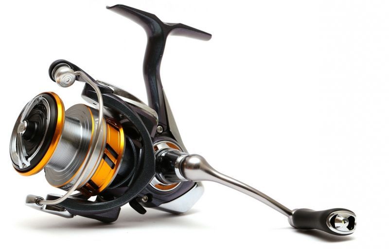 Макара за риболов на спининг и плувка Daiwa REGAL LT от 1000 до 3000