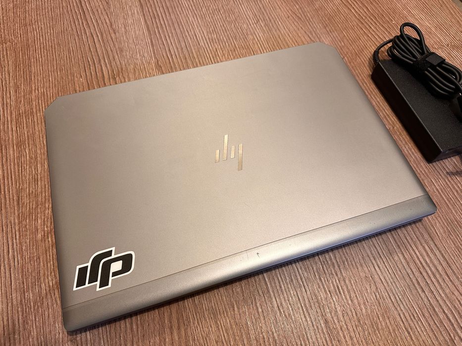 Лаптоп HP Zbook 15 G5, 1TB SSD, 4GB Nvidia, 32GB Ram, Intel code i7 8s