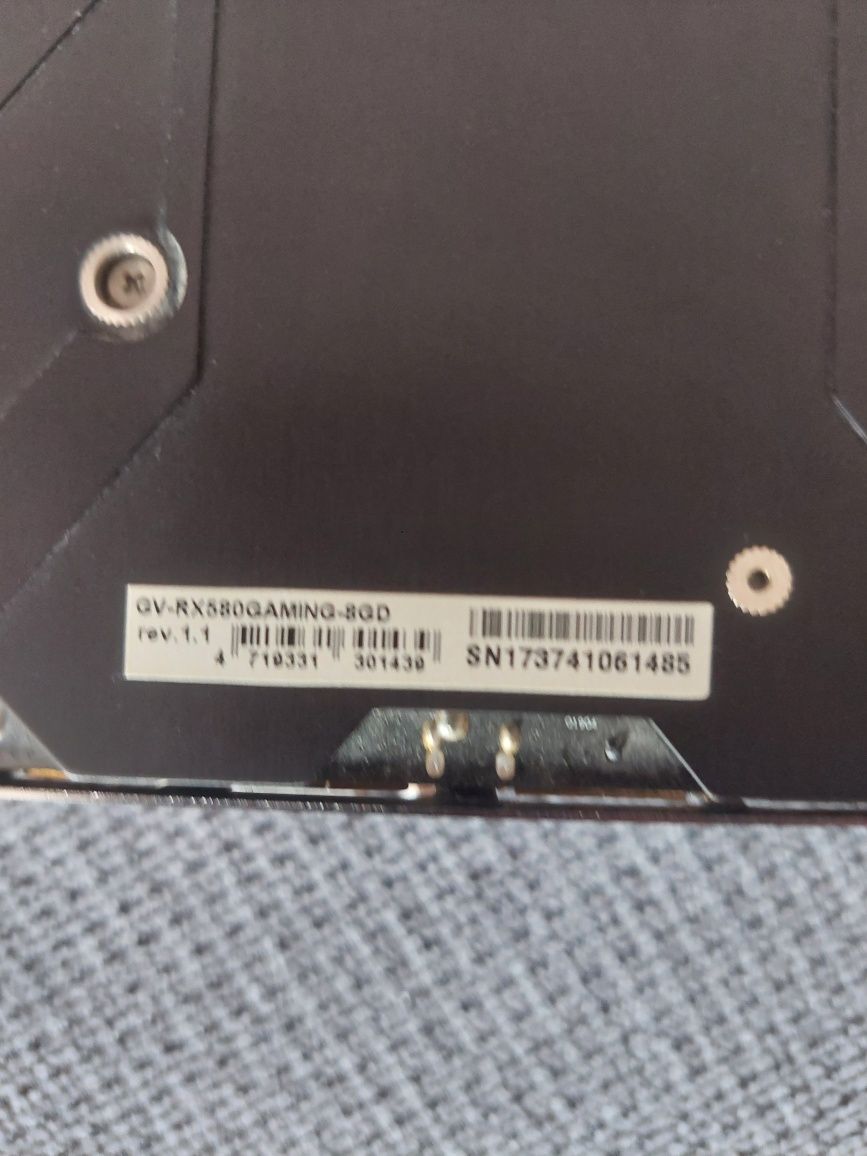 Placa video pentru piese