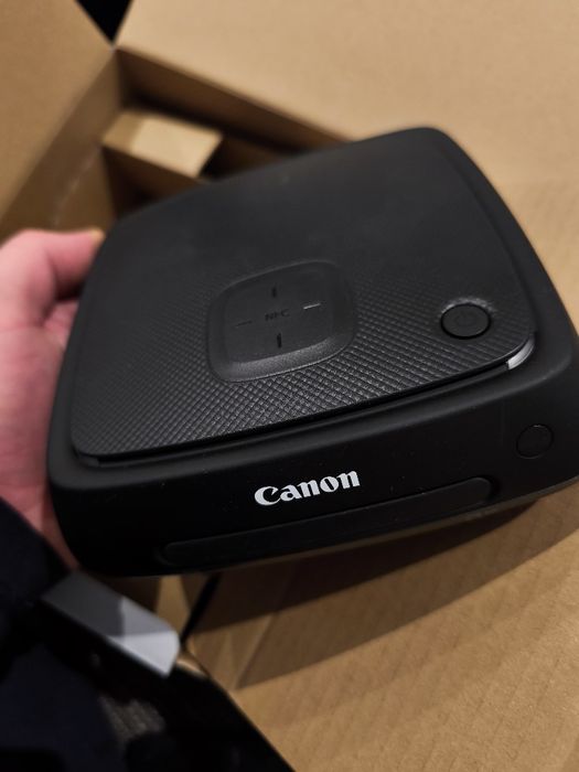 Statie conectare stocare canon cs100 1tb