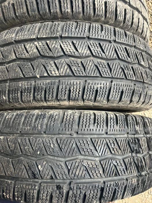 215/70 r15c de iarna 4 buc ca noi HANKOOK