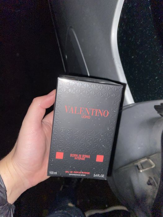 Parfum Valentino barbati nou