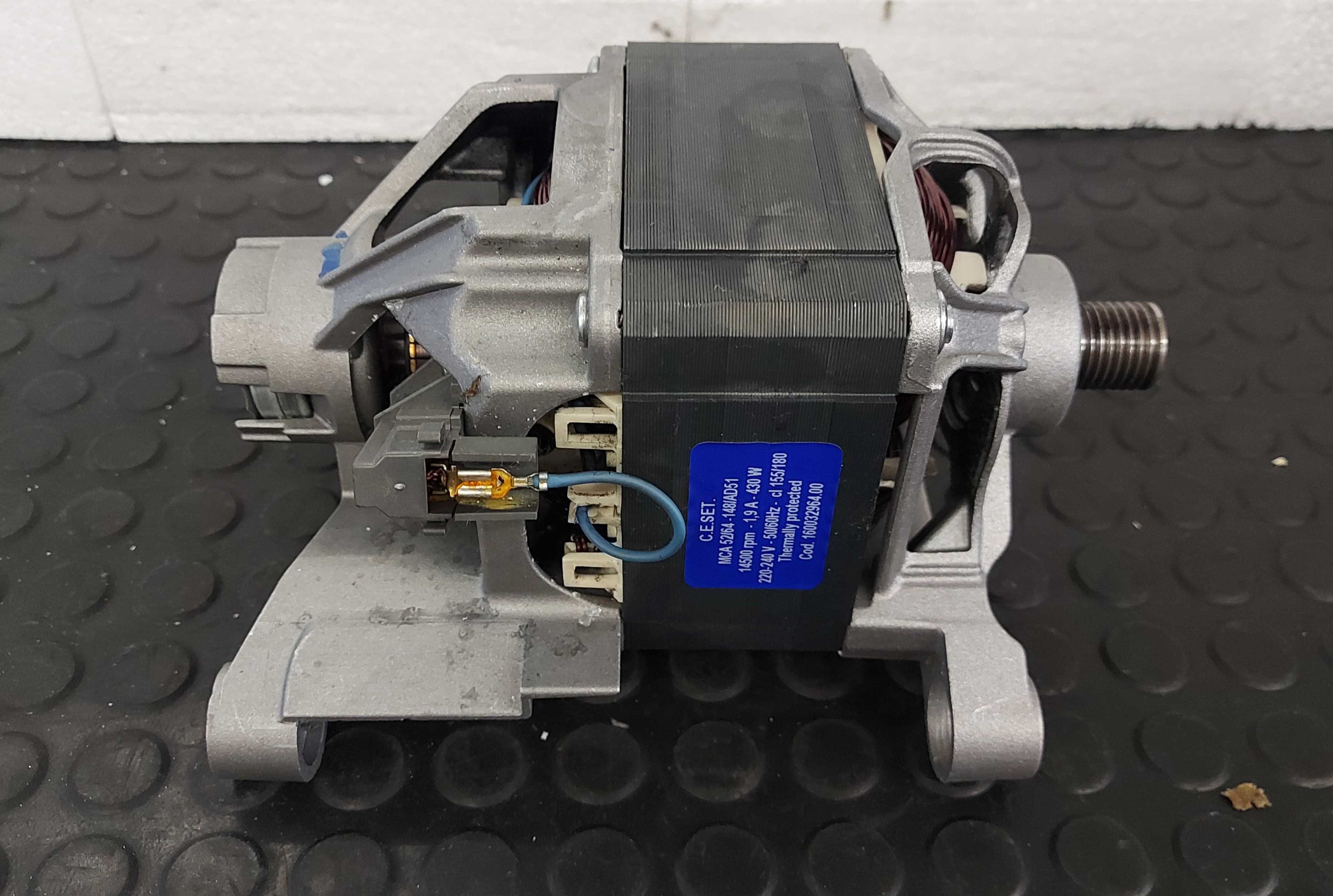 Motor 6 pini C.E.SET masina de spalat WHIRLPOOL FW SG71253W EU / R2