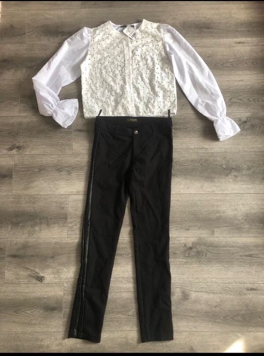 Cămașă albă și pantaloni negri dama s