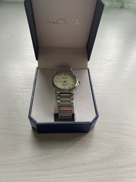 Ceas dama Activa