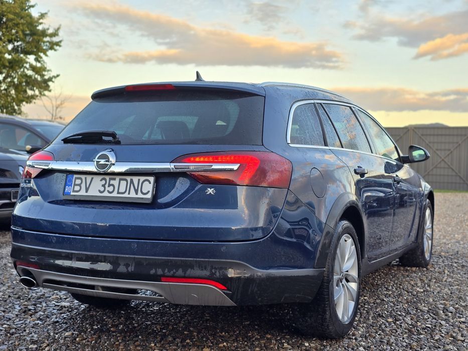 Opel Insignia Country Tourer 2.0crdi 4x4