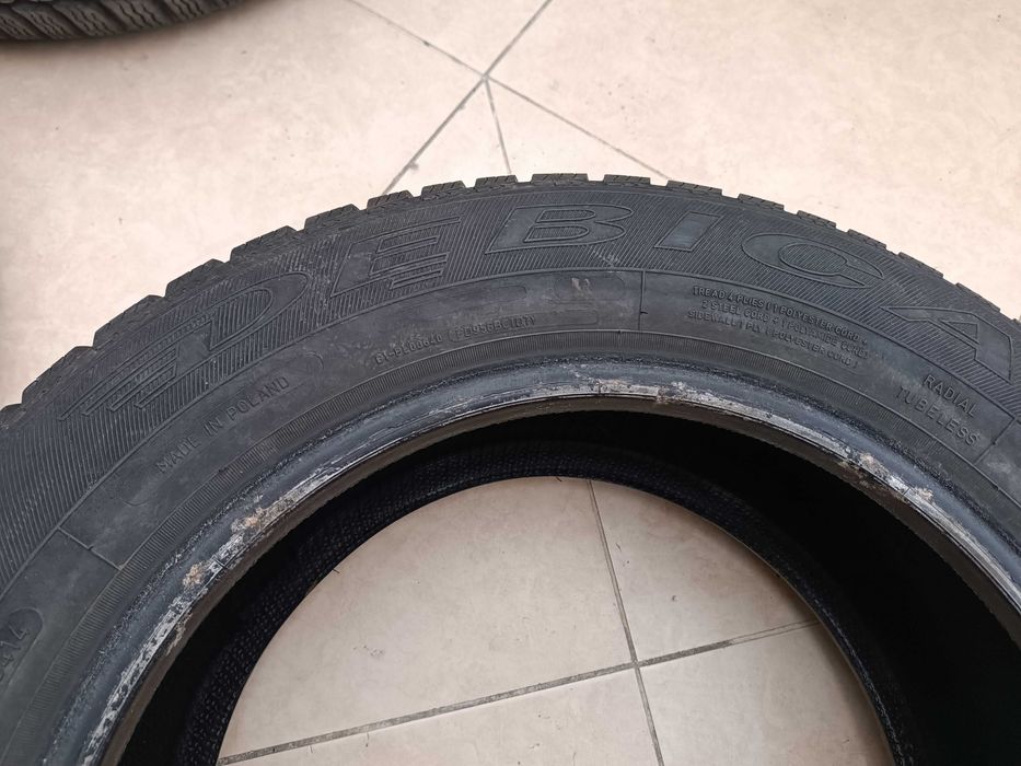 4 Зимни гуми 195 65 15; 7mm+; DEBICA FRIGO 2; Стари, но с мек грайфер.