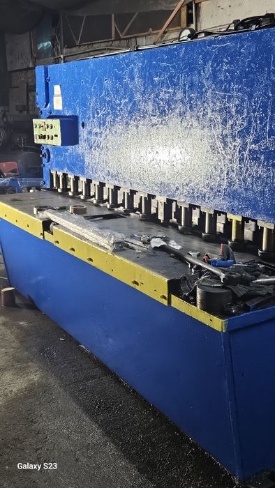 Vand abkant si ghilotina