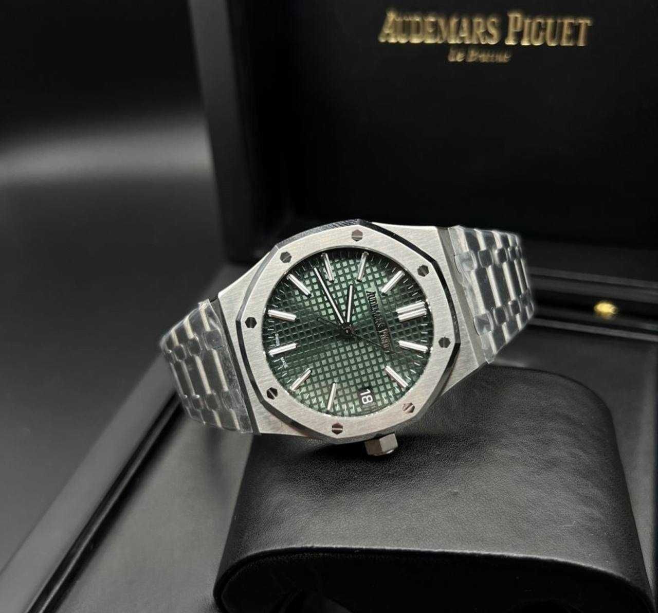 Audemars Piguet Royal Oak 50th Anniversary 15510 41mm Green Dial