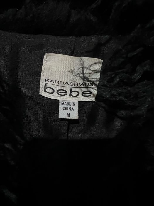 Bebe Kardashians for Bebe Палтенце