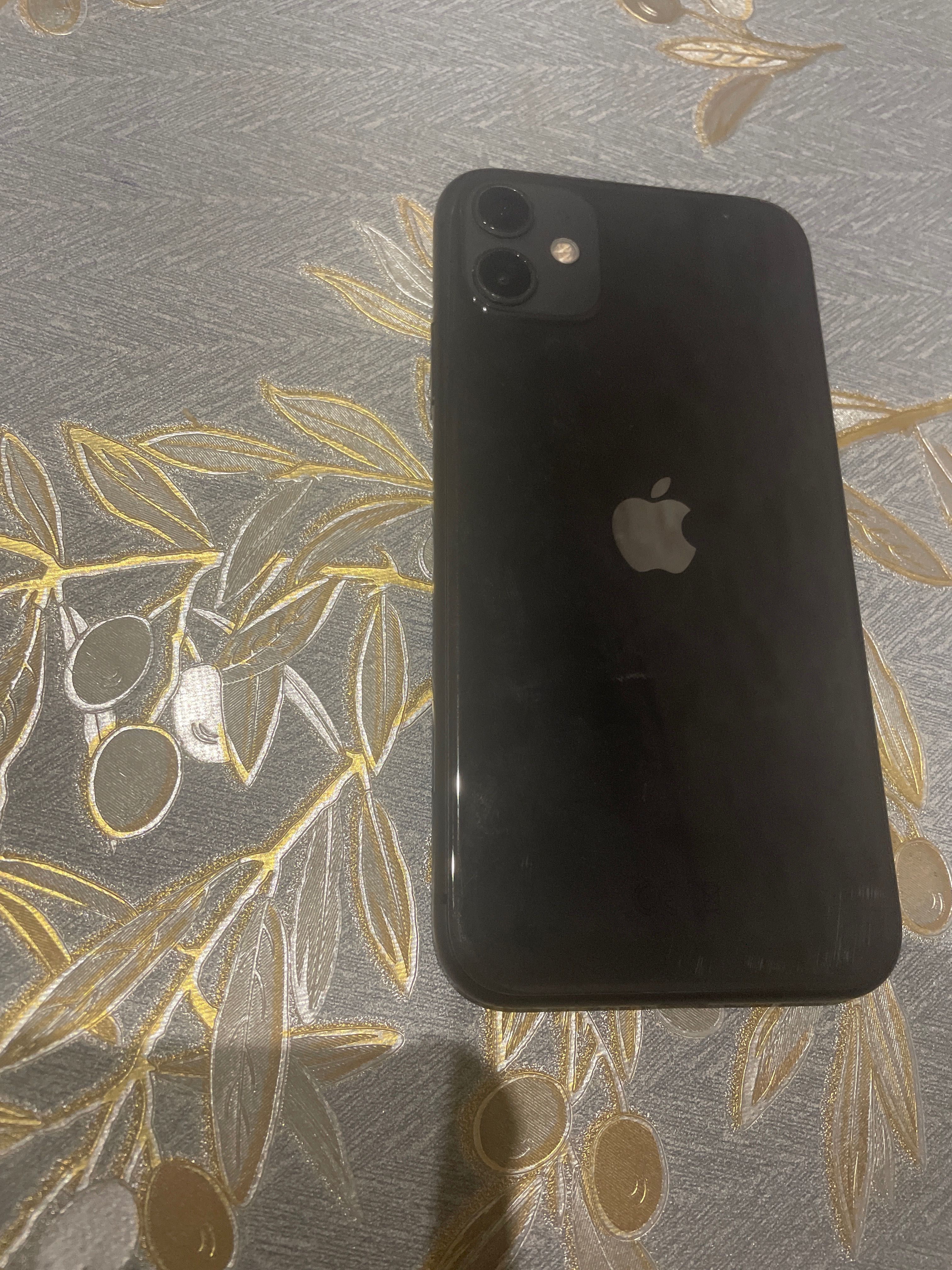 Apple Phone 11 Запароленные с Айклауд.