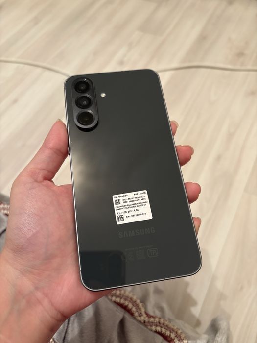 Самсунг А56 256гб
