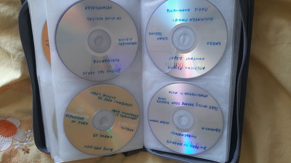 CD nu filme, documentare și desene.