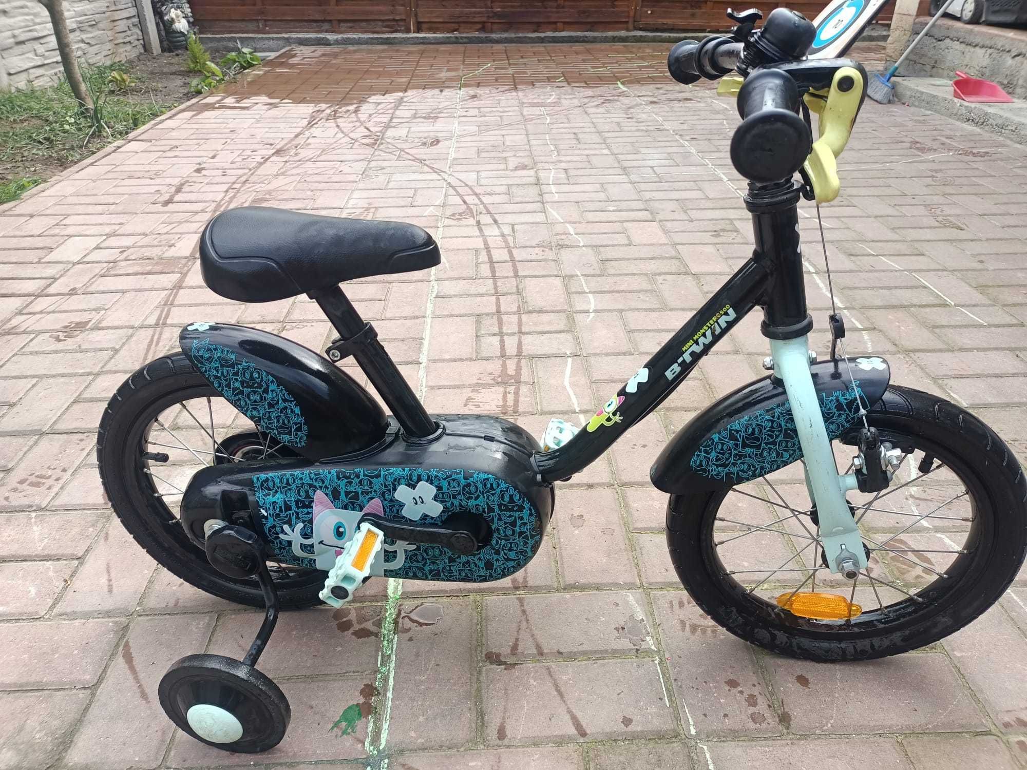 vand bicicleta copii 3-5 ani cu roiti ajutatoare btwin