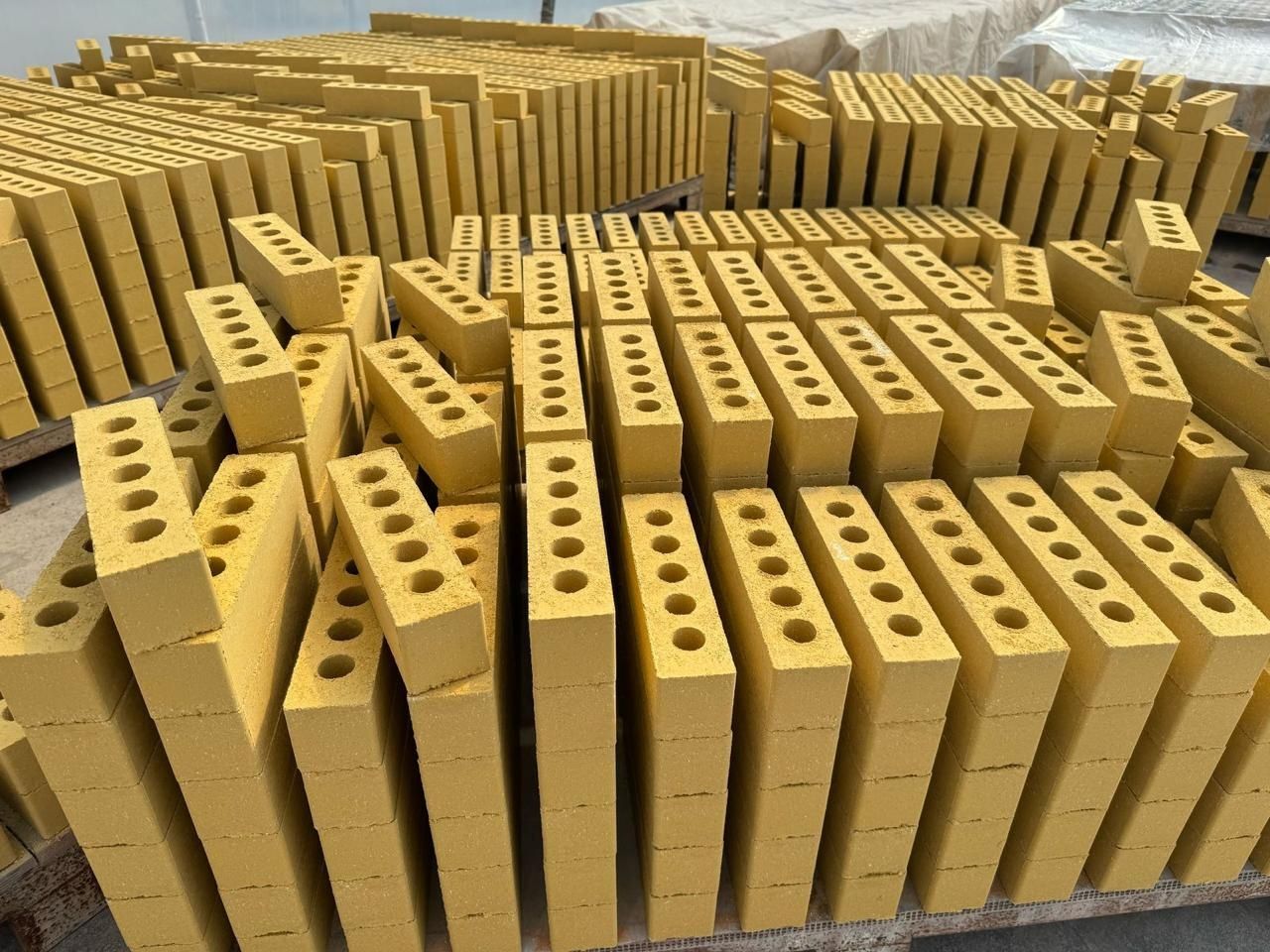 Кирпич облицовочный от 65 тенге