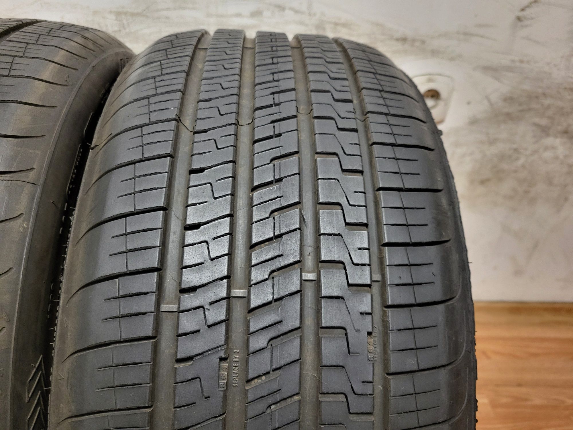 2 бр. 245/40/19 Goodyear Dot 23 / летни гуми