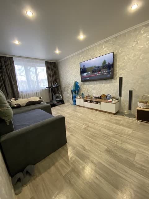 Продам 3 комнатную р-н КЖБИ