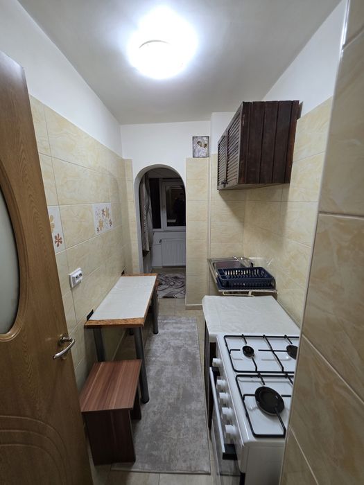 Vand garsoniera 27m² confort 1 Pitesti