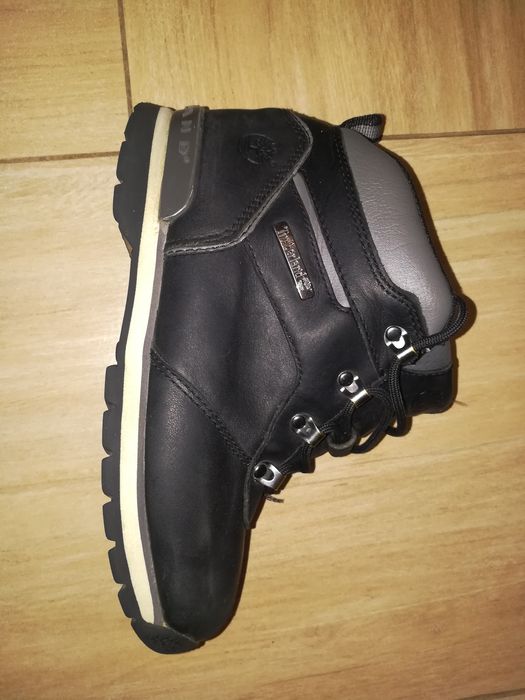 Продам ботинки для мальчика.