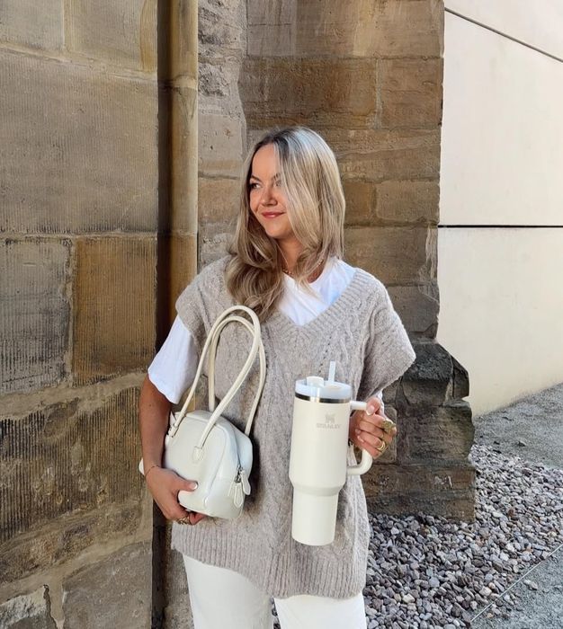 чисто нов пуловер без ръкави Fransa