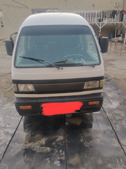 Daewoo.     Damas