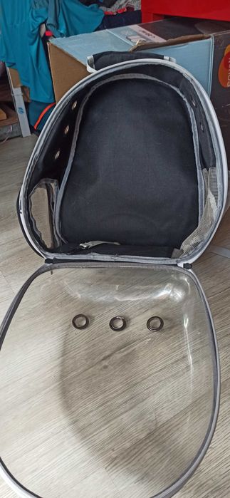 Vand ghiozdan pt ransport animale