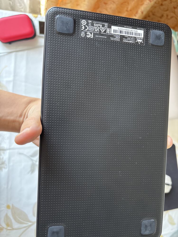 Продаю графический планшет hunion H640p