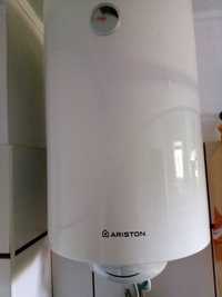 Boiler Ariston puțin folosit 74 litri