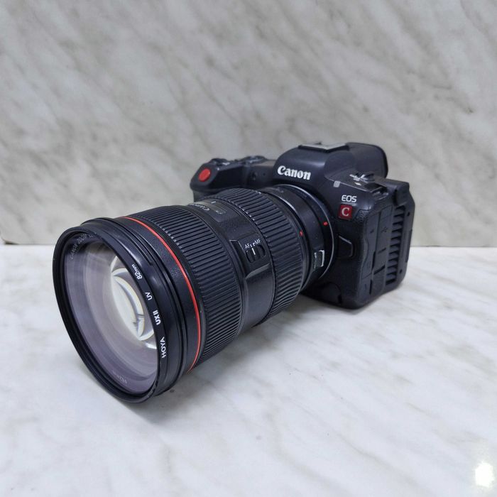 Canon EOS R5 C, Canon EF 24-70mm f/2.8L II USM + adaptor EF-EOS R