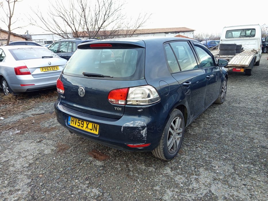 Фолксваген Голф 6 1.6 тди dsg 2011 год