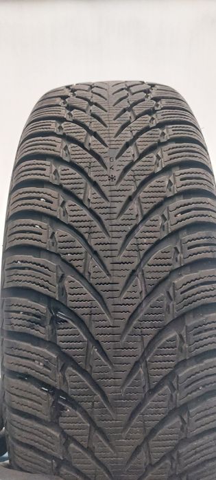 215 65 17 Nokian WR suv4