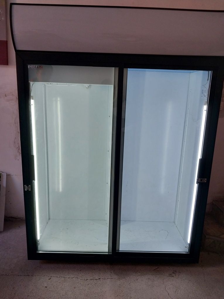 Большой холодильник POLAIR для магазинов  и офисов