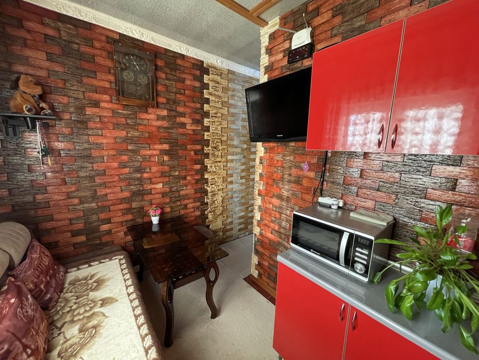 Продаётся отличная 1-комнатная квартира в удобном месте