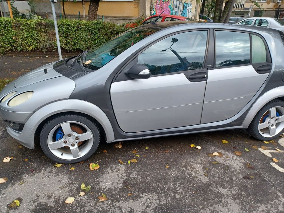 Autoturism Smart forfour