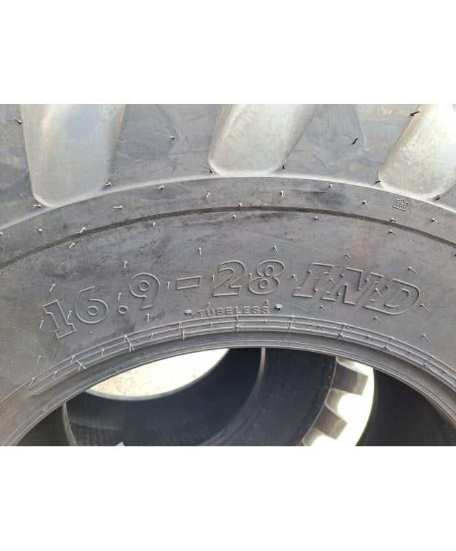 Anvelope 16.9-28 BKT pentru Massey Ferguson, JCB