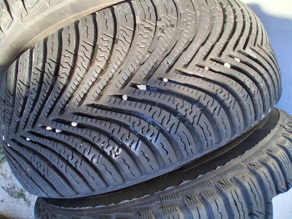 215 65 17 Michelin alpin 4броя зимни