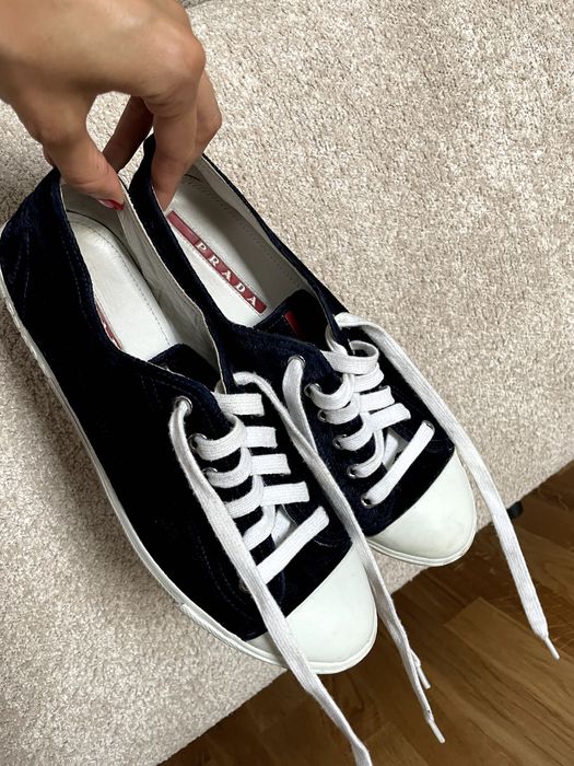 Vand tenisi Prada originali, mărime 40 bleumarin