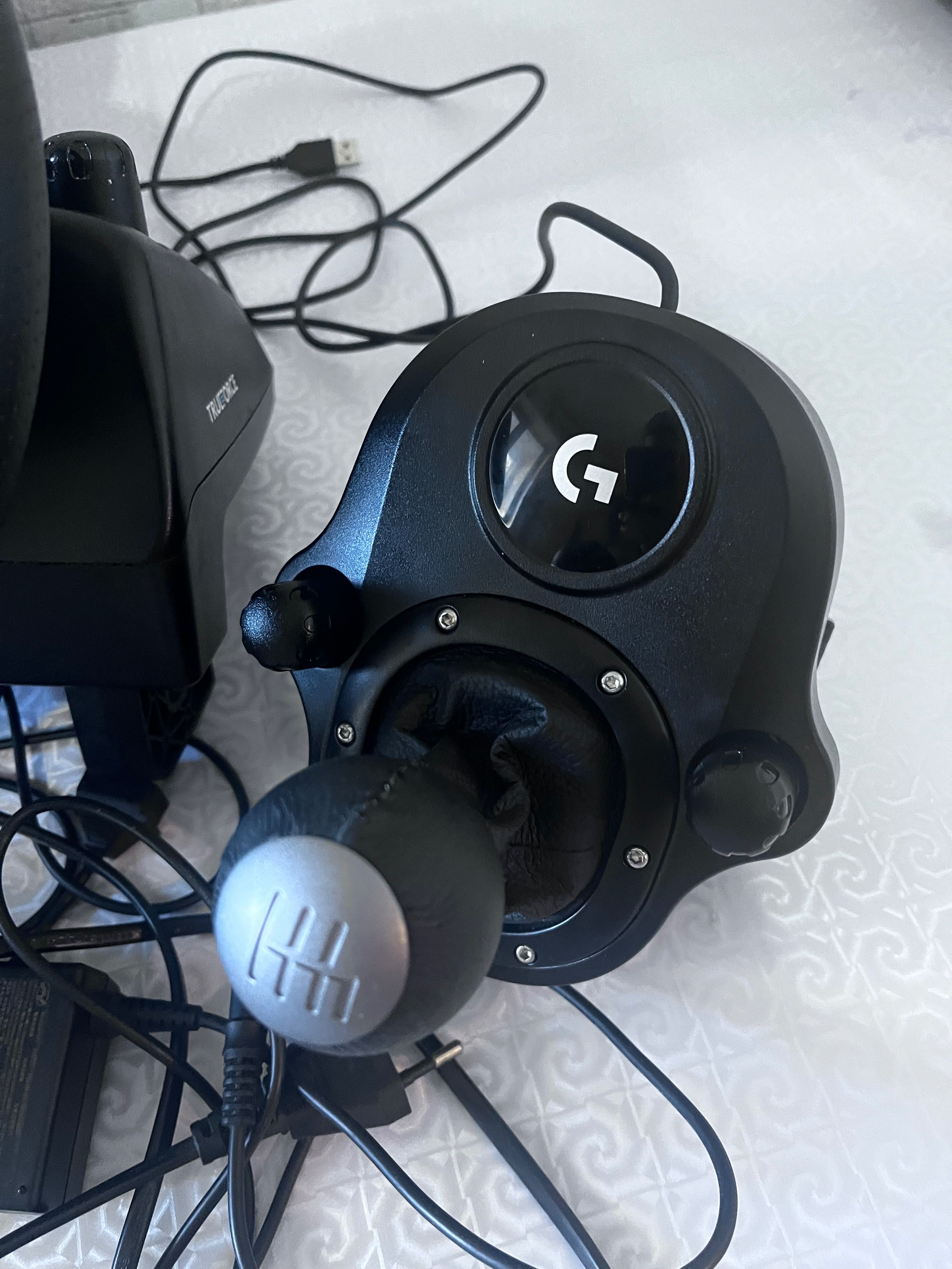 Игровой контроллер Logitech G923 + Driving Force Shifter